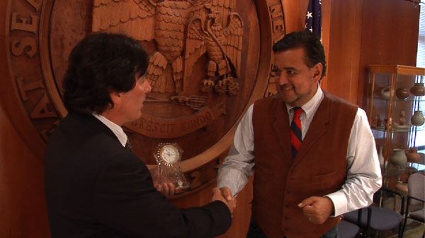 Mr. Quackenbush presenting Mew Mexico Governor Bill Richardson with Duke City DocFest’s 2010 Humanitarian Award